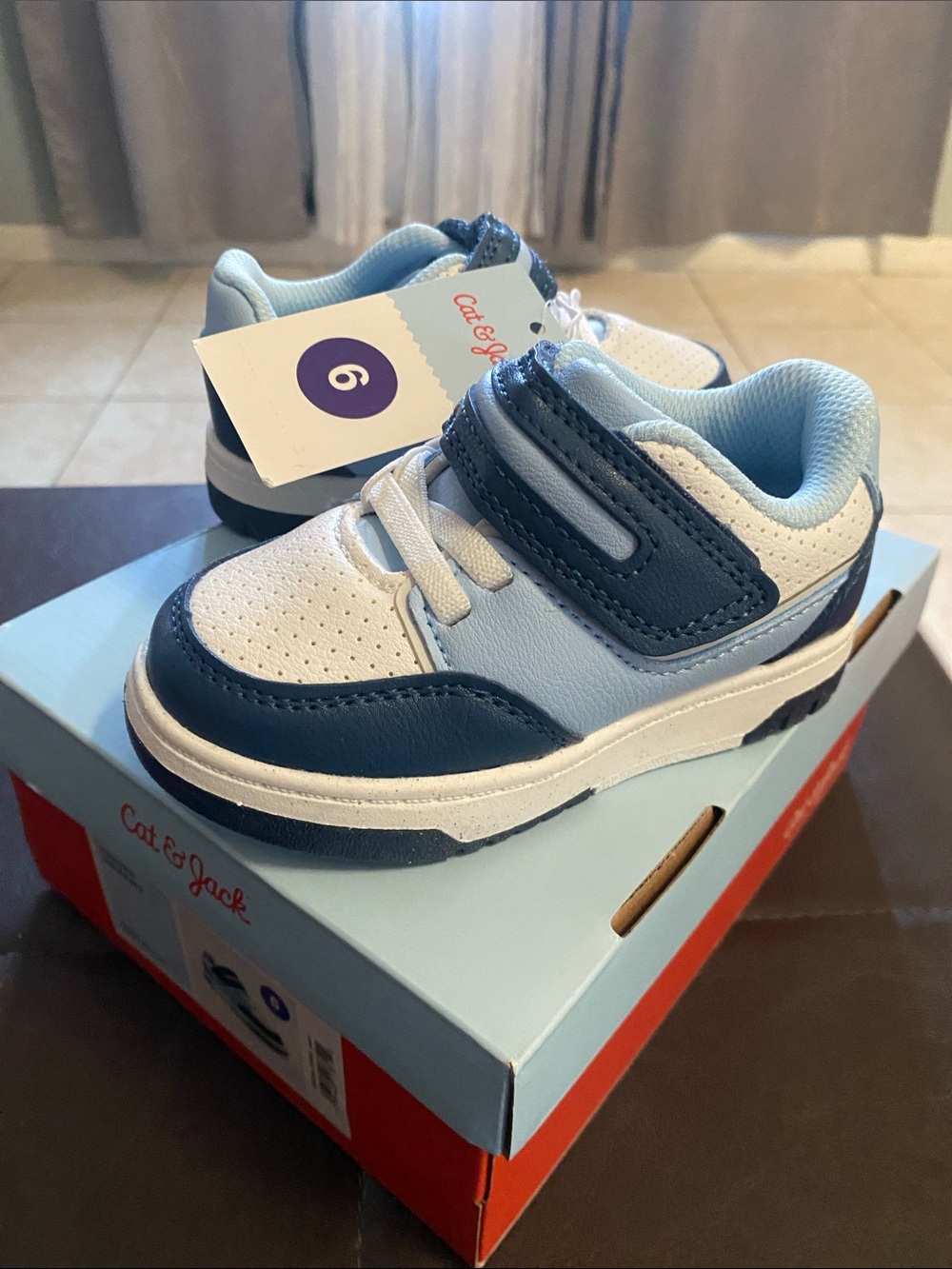 Cat & Jack Light Blue and White Toddler Sneakers size 6